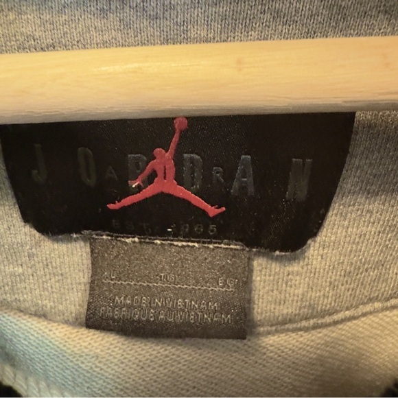 Nike Air Jordan Gray and Black Pullover Hoodie - Picture 5 of 6